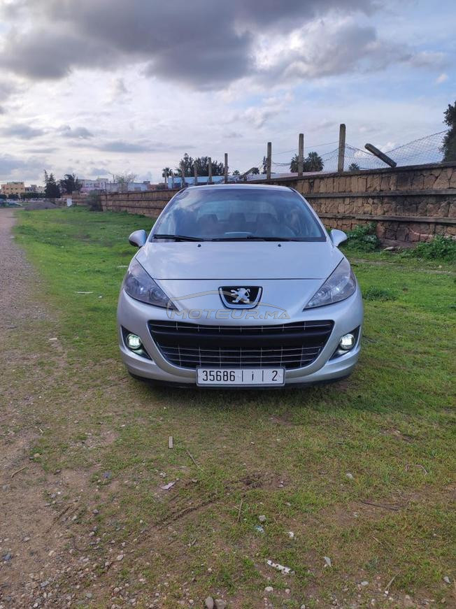 Peugeot 207 essence 