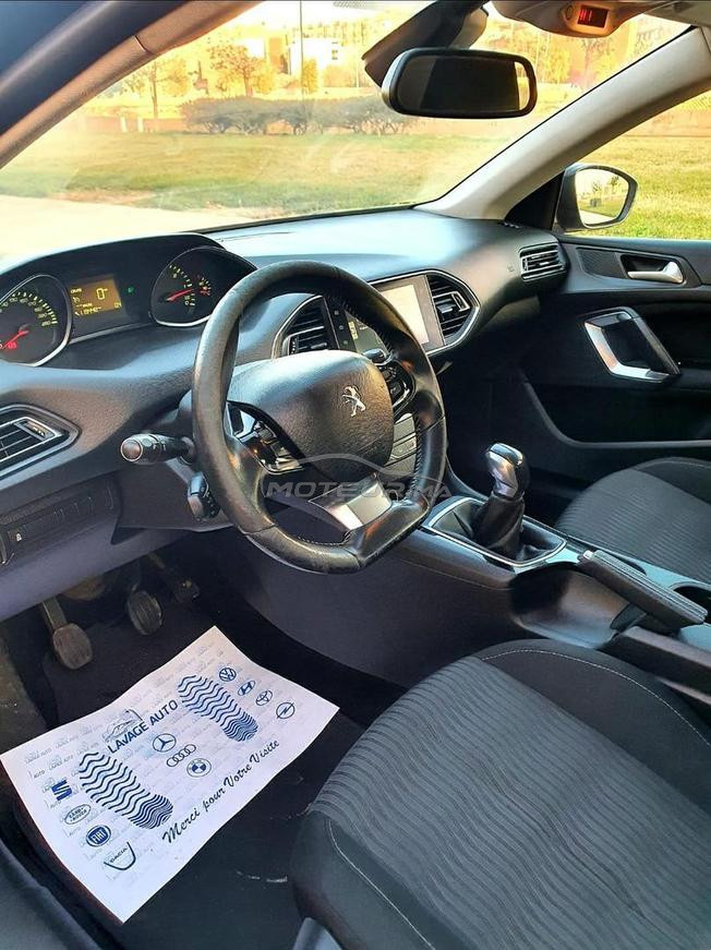 Peugeot 308 Diesel Manuelle 2014 à Oujda
