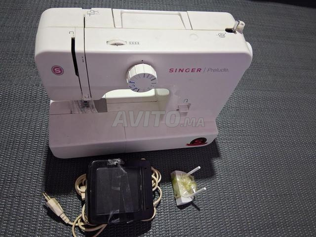 Machine à coudre - 2