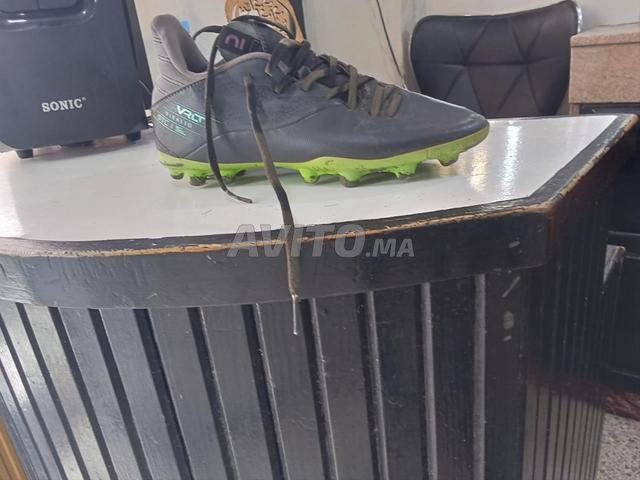 أحذية كرة قدم أصلية مقاس 34