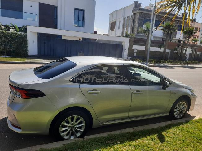 toyota corolla prestige  hybride 