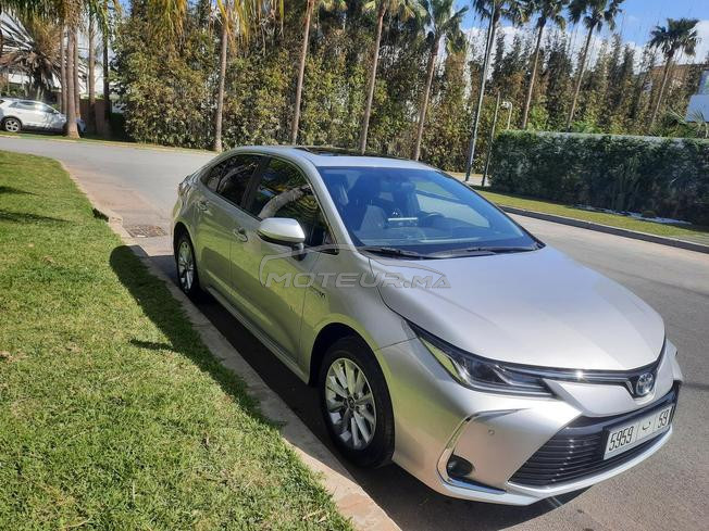 toyota corolla prestige  hybride 