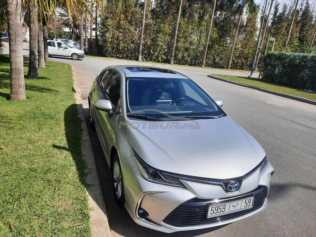 toyota corolla prestige  hybride 