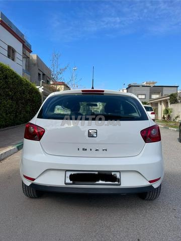 Seat Ibiza Essence Manuelle 2017 à Salé