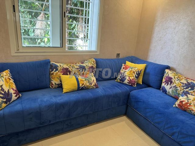 صالون على شكل حرف L 2,8 م × 2,7