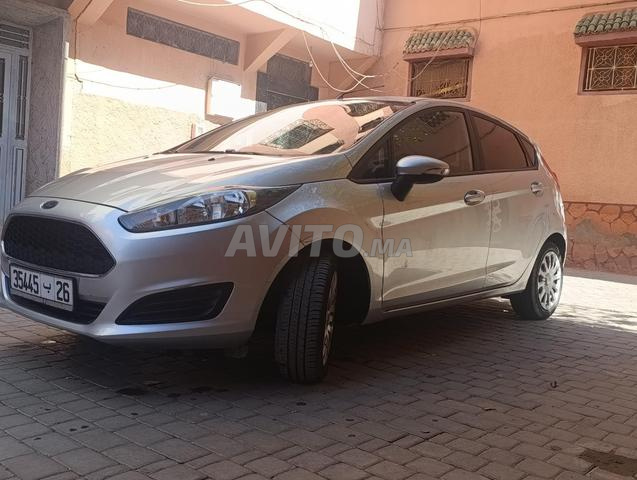ford fiesta model 2016