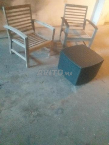 2 كراسي خشب الساج وطاولة قهوة