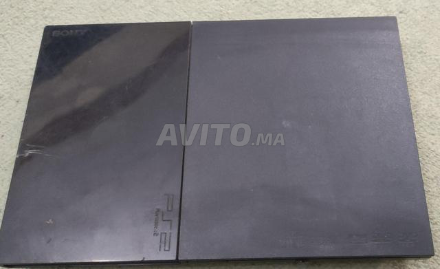 بلاي ستيشن 2 سليم و 3 وحدات تحكم