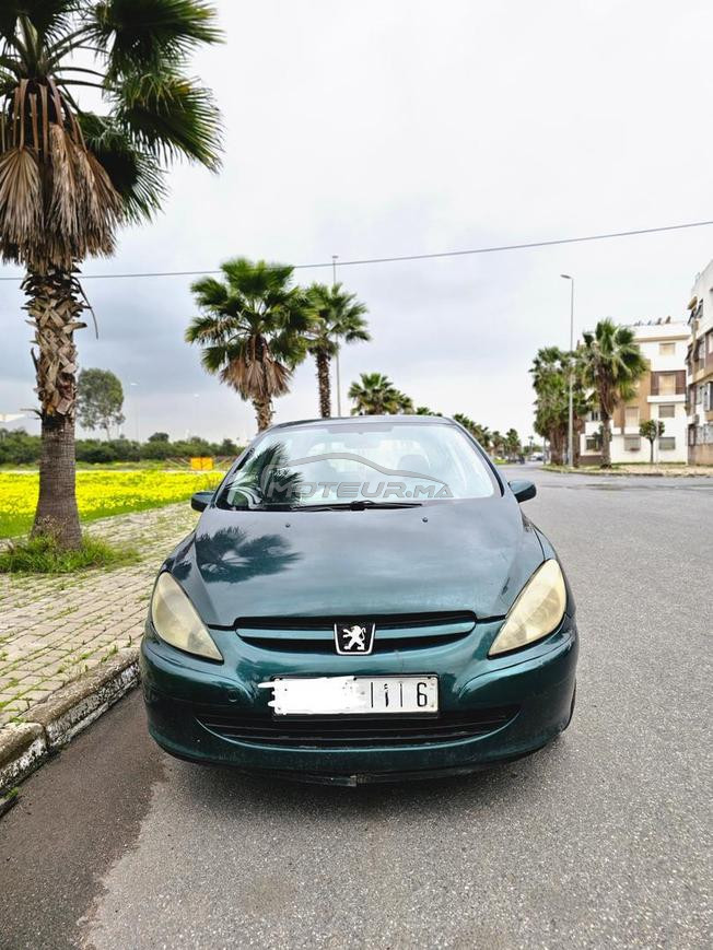 Peugeot 307 essence modèle 2002 8ch