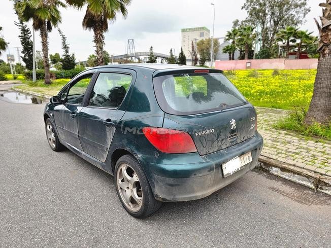 Peugeot 307 essence modèle 2002 8ch