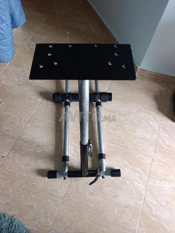 دعامة مقود الألعاب trustmaster