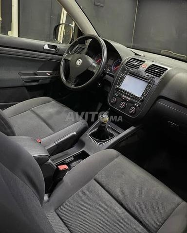 Volkswagen Golf 5 moteur 1.9 modèle 2006 dewna 2013