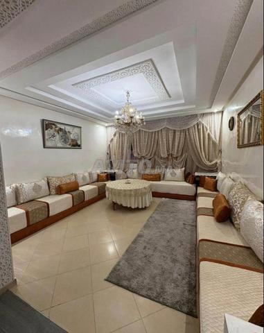 شقق نظيفة في عمارة عائلية وسط المدينة