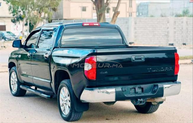سيارة من نوع منتاز