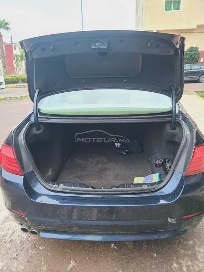  une voiture à vendre 