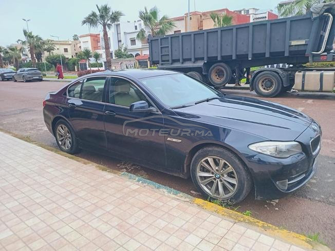  une voiture à vendre 
