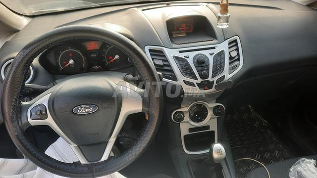 Ford Fiesta - 2