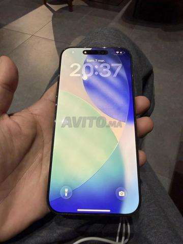 iPhone 16 Pro Max 256, état neuf batterie 95