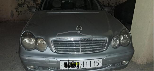 Mercedes-Benz 220 Diesel Manuelle 2004  à Fès