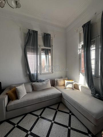 كنبة على شكل حرف L