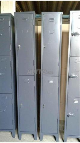 Rayonnage / armoire / vestiaire / clapet