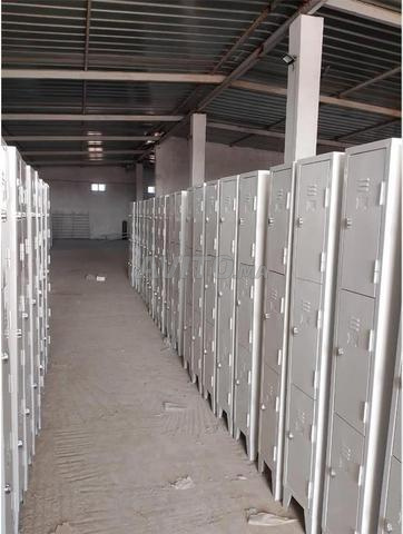 خزانة من 1 إلى 4 أبواب/خزائن معدنية Ovhiz