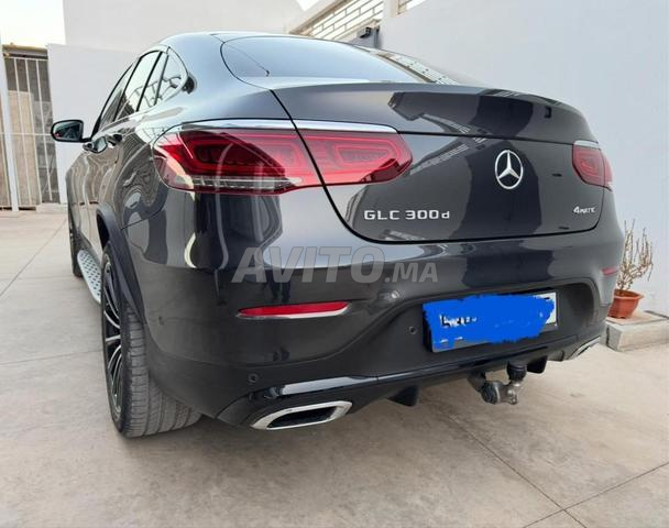 Mercedes-Benz GLC 300d - 2
