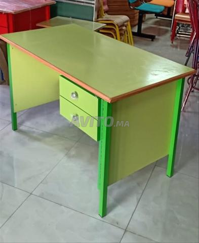 طاولة مدرسية متينة - 2