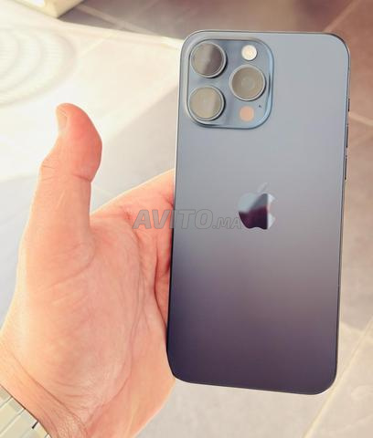 15 Pro Max E-sim 512 G - 2