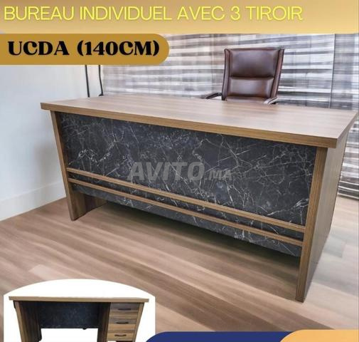 BUREAU PROFESSIONNEL MODERNE – 140 CM