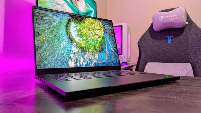 Razer Blade 14 2025 Ryzen 9 8945HS RTX 4070 64Gb