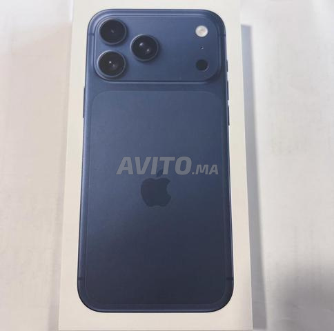 iPhone 17 Pro Max 256 Go Neuf Bleu