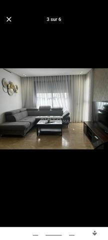 STUDIO MEUBLÉ À LOUER QUARTIER LES HÔPITAUX - image 3