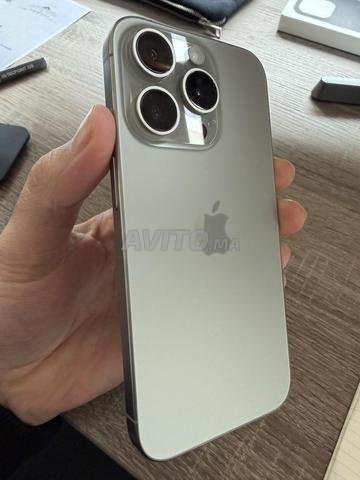 iPhone 15 Pro 256 et Accessoires