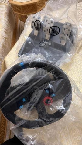 Logitech neuf jamais utilisé de la France - 2