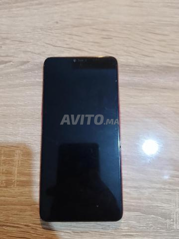 هاتف oppo f7 جيد للبيع