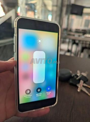 iPhone 8 Plus 256Go très bon état - 2