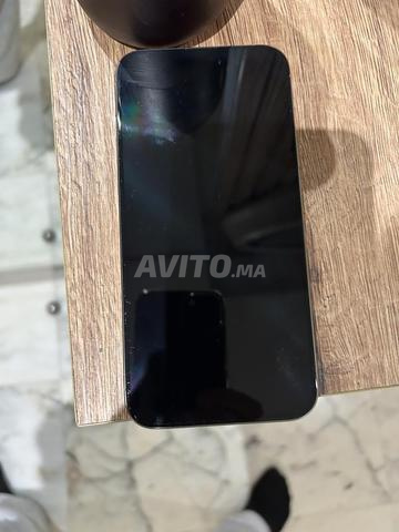 iPhone 15 Pro Max 256gb officiel 88 batterie