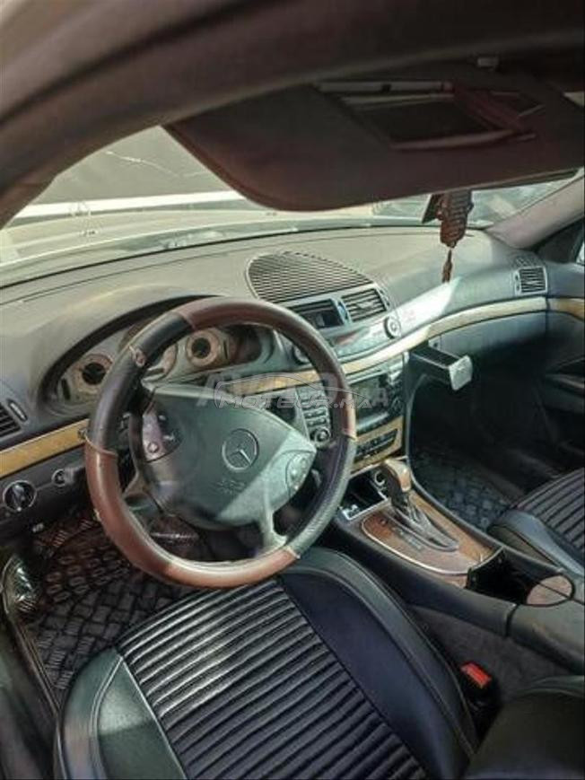 Mercedes-Benz 270 Diesel Automatique 2004 à Temara