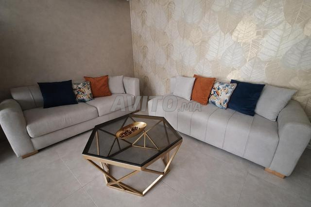 للبيع أثاث منزلي بحالة جيدة