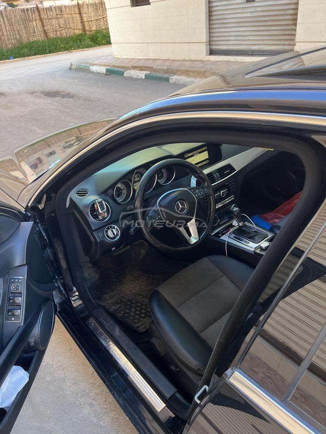 Mercedes 220 