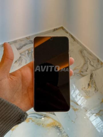 Samsung S22 عادي سعة تخزين 256