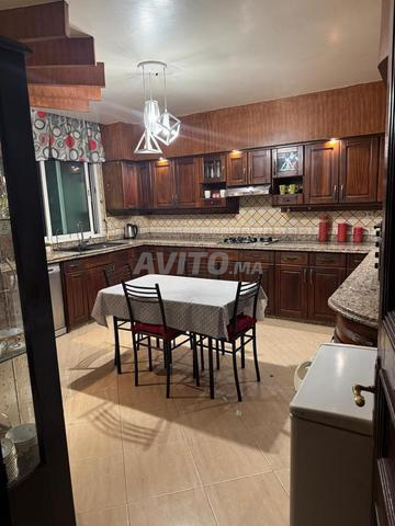 منزل بمساحة 110 متر مربع بواجهتين ومقهى قيد التشغيل - 2