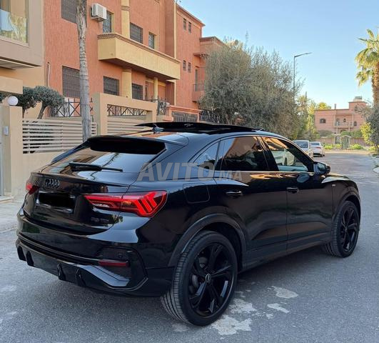 Audi Q3 Sportback S-Line - 2