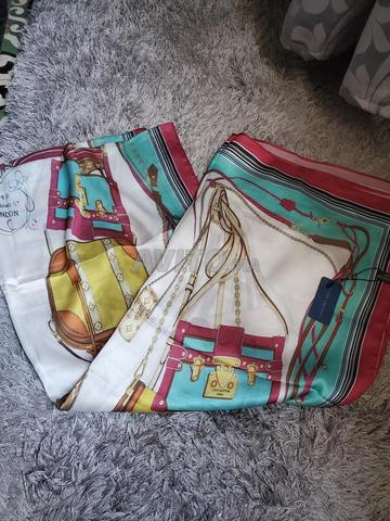 Folar Louis Vuitton Authentic