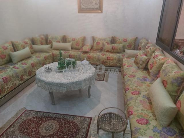 شقة في بوزنيقة شارع كوستا 79 متر مربع للبيع بسعر جيد