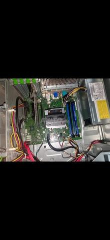 حاسوب مكتبي شي حاجة نقية