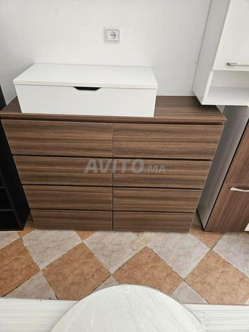 commode 8 tiroirs disponible 