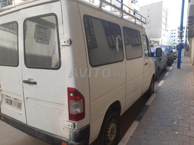 Mercedes-Benz 208 Diesel Manuelle 1997 à Bouskoura