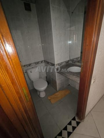 Appartement vide à louer de 85 m2 à Allal el fassi - image 3